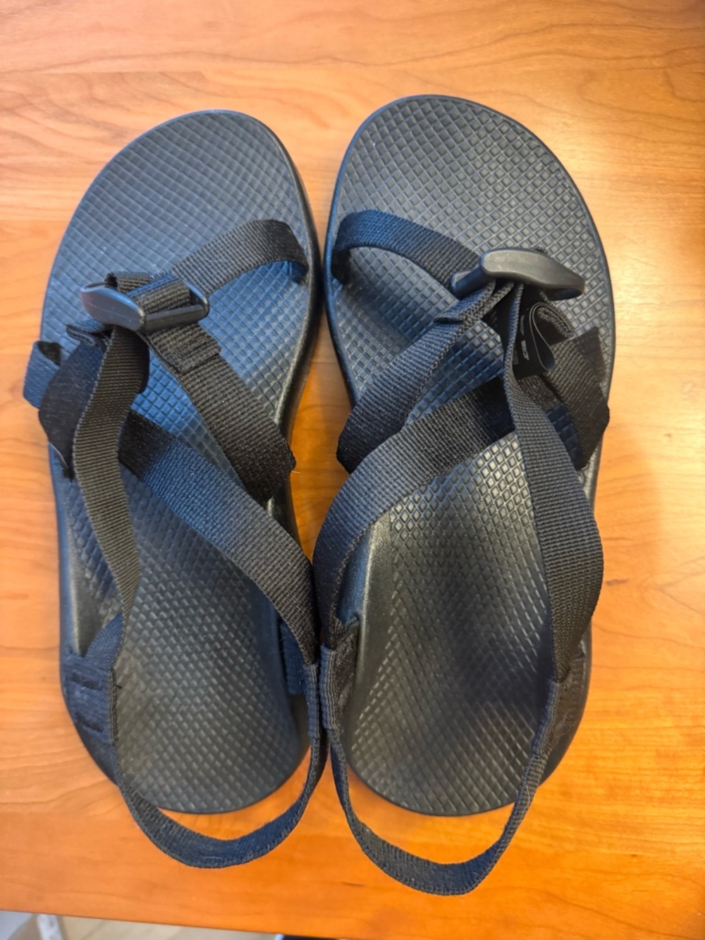 CHACO Women’s  Black Z2 Classic Sandal size 10 EUC worn 1X